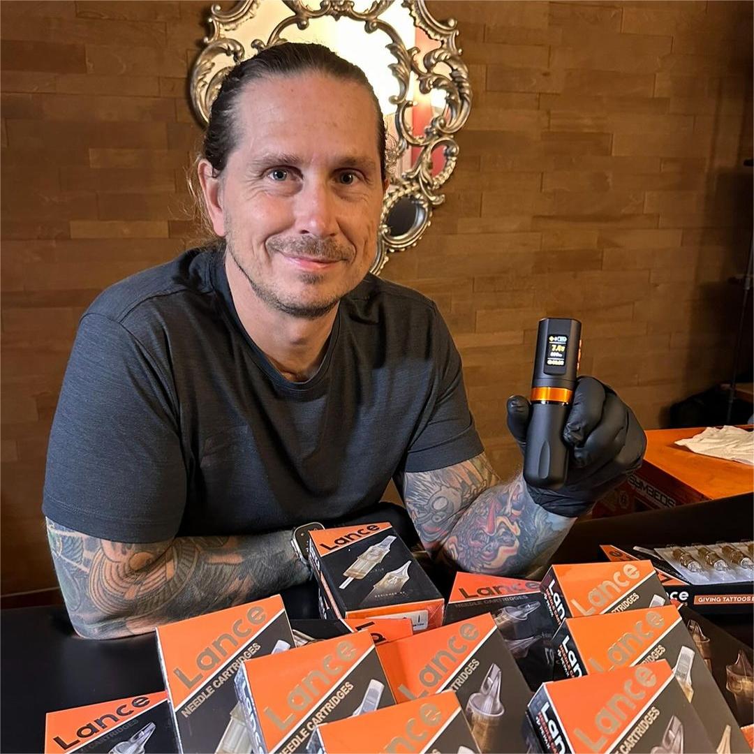 Steeve Savard - Master of Elegance in Tattoo Art